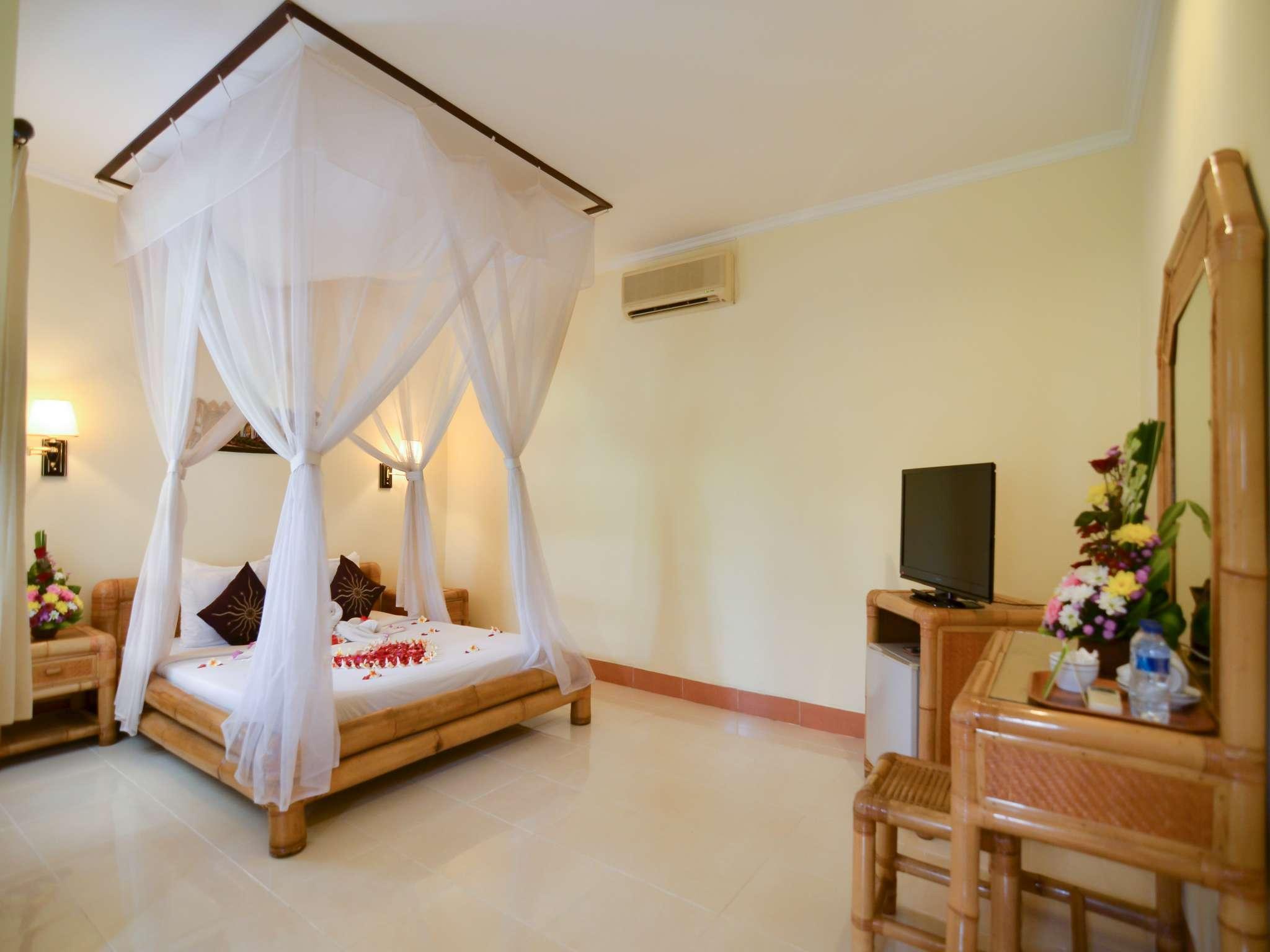 Aneka Lovina Villas & Spa Ngoại thất bức ảnh